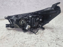 Laden Sie das Bild in den Galerie-Viewer, Frontscheinwerfer Toyota Hilux VIII MKE174 Rechts Scheinwerfer Headlight SCH6473278784yl