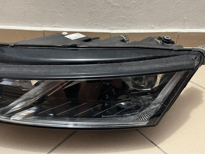 Frontscheinwerfer Skoda Octavia IV 5E4941015B LED Links Scheinwerfer Headlight SCH6478503128aw