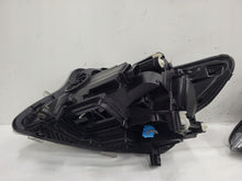 Load image into Gallery viewer, Frontscheinwerfer Mercedes-Benz W447 A4479064600 Ein Stück (Rechts oder Links) SCH6483935432pw