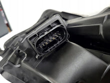 Load image into Gallery viewer, Frontscheinwerfer Mercedes-Benz W447 A4479064600 Ein Stück (Rechts oder Links) SCH6483935432pw