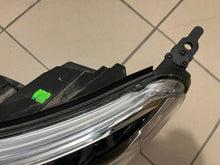 Laden Sie das Bild in den Galerie-Viewer, Frontscheinwerfer Toyota Proace 9808589980 LED Links Scheinwerfer Headlight SCH6484265039ba