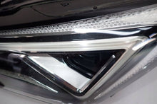 Laden Sie das Bild in den Galerie-Viewer, Frontscheinwerfer Seat Leon 5FJ941007D Links Scheinwerfer Headlight SCH6487407155rh