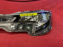 Load image into Gallery viewer, Frontscheinwerfer Toyota Corolla 90154118 Links Scheinwerfer Headlight SCH6489174092ml