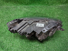 Laden Sie das Bild in den Galerie-Viewer, Frontscheinwerfer Dacia Duster 260602515R Links Scheinwerfer Headlight SCH6499700098zu