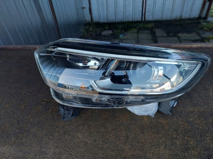 Frontscheinwerfer Renault Kadjar 260101096R 260600217R LED Ein Satz Headlight SCH6501111773xd