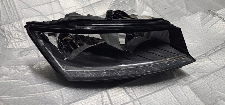 Frontscheinwerfer Skoda Fabia III 6V1941016D Rechts Scheinwerfer Headlight SCH6509322714mv