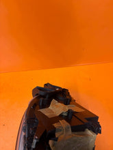 Laden Sie das Bild in den Galerie-Viewer, Frontscheinwerfer Alfa Romeo 00505530730 Xenon Rechts Scheinwerfer Headlight SCH6516340157mp