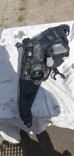 Laden Sie das Bild in den Galerie-Viewer, Frontscheinwerfer Peugeot 5008 I 9685473480 Rechts Scheinwerfer Headlight SCH6516437440ka