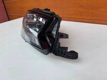 Laden Sie das Bild in den Galerie-Viewer, Frontscheinwerfer Skoda Fabia I 6V1941016F Rechts Scheinwerfer Headlight SCH6518161146to