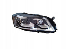 Laden Sie das Bild in den Galerie-Viewer, Frontscheinwerfer VW I Van Passat B7 441-11G72 Xenon Rechts Headlight SCH6519742801sn