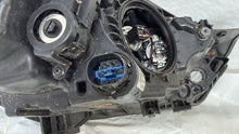 Laden Sie das Bild in den Galerie-Viewer, Frontscheinwerfer Hyundai Tucson D7921110A0 Links Scheinwerfer Headlight SCH6521347507bi