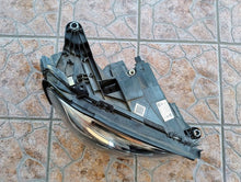 Laden Sie das Bild in den Galerie-Viewer, Frontscheinwerfer Mercedes-Benz W213 A2139069608KOD 85122000 Full LED Rechts SCH6522090567fi