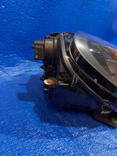 Load image into Gallery viewer, Frontscheinwerfer Porsche Macan 95B941010AH Rechts Scheinwerfer Headlight SCH6546583583ul