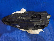 Load image into Gallery viewer, Frontscheinwerfer Porsche Macan 95B941010AH Rechts Scheinwerfer Headlight SCH6546583583ul
