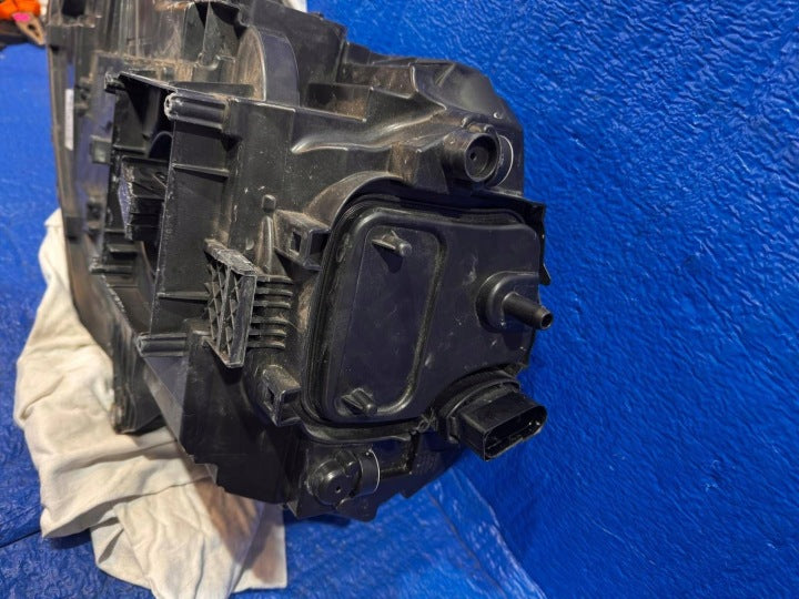 Frontscheinwerfer Porsche Macan 95B941010AH Rechts Scheinwerfer Headlight SCH6546583583ul