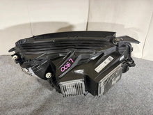 Laden Sie das Bild in den Galerie-Viewer, Frontscheinwerfer Mercedes-Benz Glc A2539060301 LED Links Scheinwerfer Headlight SCH6546685469fx