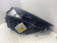 Laden Sie das Bild in den Galerie-Viewer, Frontscheinwerfer BMW 5 E60 E61 20A937D1 Xenon Rechts Scheinwerfer Headlight SCH6556559522kd