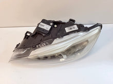 Laden Sie das Bild in den Galerie-Viewer, Frontscheinwerfer Volvo V60 S60 31420108 Links Scheinwerfer Headlight SCH6557312876ho