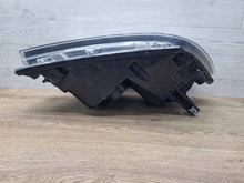 Laden Sie das Bild in den Galerie-Viewer, Frontscheinwerfer VW Crafter 7C1941005 Links Scheinwerfer Headlight SCH6560161629yz