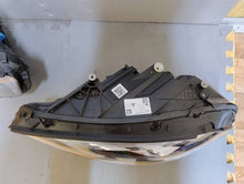 Load image into Gallery viewer, Frontscheinwerfer Mercedes-Benz W177 A1779062505 Ein Satz Scheinwerfer Headlight SCH6566991307ny