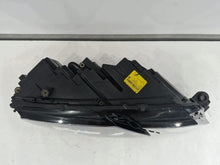 Laden Sie das Bild in den Galerie-Viewer, Frontscheinwerfer Skoda Octavia III 5E1941016D Rechts Scheinwerfer Headlight SCH6569623923us