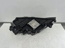 Laden Sie das Bild in den Galerie-Viewer, Frontscheinwerfer Skoda Octavia III 5E1941016D Rechts Scheinwerfer Headlight SCH6569623923us