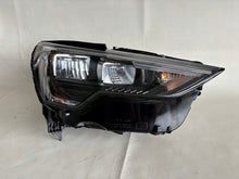 Laden Sie das Bild in den Galerie-Viewer, Frontscheinwerfer Audi Q3 83A941012 Rechts Scheinwerfer Headlight SCH6569722991wt
