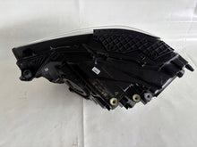 Laden Sie das Bild in den Galerie-Viewer, Frontscheinwerfer Audi Q3 83A941012 Rechts Scheinwerfer Headlight SCH6569722991wt