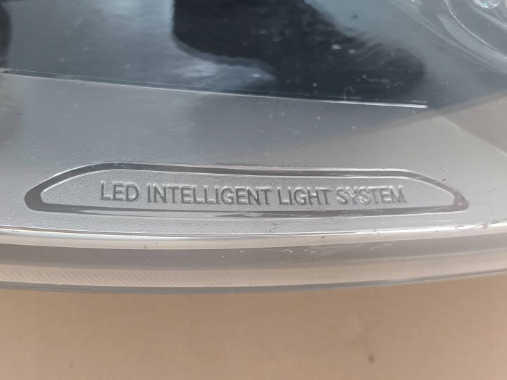Frontscheinwerfer Mercedes-Benz Vito W447 A4479061501 Rechts Headlight SCH6578036101kn