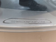 Laden Sie das Bild in den Galerie-Viewer, Frontscheinwerfer Mercedes-Benz Vito W447 A4479061501 Rechts Headlight SCH6578036101kn