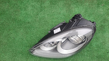 Load image into Gallery viewer, Frontscheinwerfer Porsche Cayenne 7P5941031P Xenon Links Scheinwerfer Headlight SCH6580805068tj
