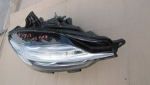 Laden Sie das Bild in den Galerie-Viewer, Frontscheinwerfer Volvo V60 I S60 32404681 Rechts Scheinwerfer Headlight SCH6581687024ue