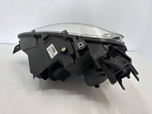 Laden Sie das Bild in den Galerie-Viewer, Frontscheinwerfer Opel E Combo 9816825480 Rechts Scheinwerfer Headlight SCH6581955553nc