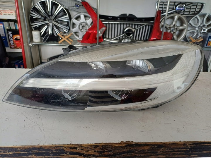 Frontscheinwerfer Volvo V40 Cross Country 31377022 Links Scheinwerfer Headlight SCH6584758747rg