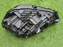 Laden Sie das Bild in den Galerie-Viewer, Frontscheinwerfer Mercedes-Benz Cla X118 C118 A1189062600 LED Rechts Headlight SCH6585717115fp
