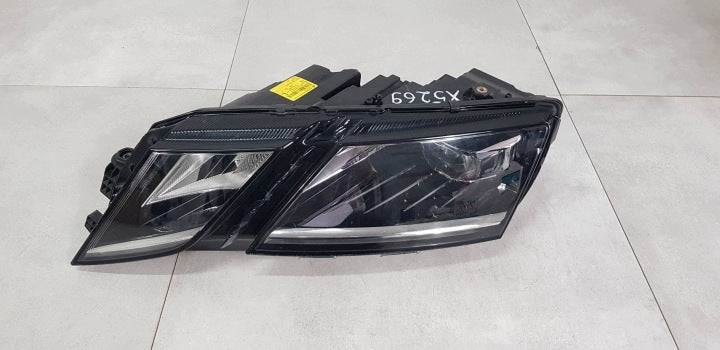 Frontscheinwerfer Skoda Octavia III 5E1941015D Full LED Links Headlight SCH6588389627vx
