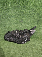 Load image into Gallery viewer, Frontscheinwerfer Opel Crossland X 13467968 Rechts Scheinwerfer Headlight SCH6589064140ld