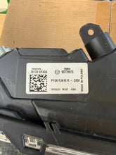 Laden Sie das Bild in den Galerie-Viewer, Frontscheinwerfer Nissan Juke 261206PA0A P13AFJK16R Rechts Headlight SCH6599960354ad