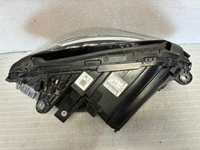 Laden Sie das Bild in den Galerie-Viewer, Frontscheinwerfer Mercedes-Benz W205 A2059067902 Full LED Links Headlight SCH6604246874tp