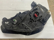 Laden Sie das Bild in den Galerie-Viewer, Frontscheinwerfer Audi A3 8V0941006C Xenon Rechts Scheinwerfer Headlight SCH6607585559yo