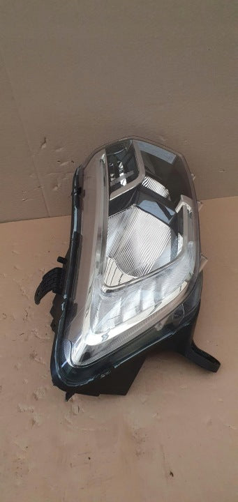 Frontscheinwerfer Renault Sandero II 260100437R Rechts Scheinwerfer Headlight SCH6611378900vv