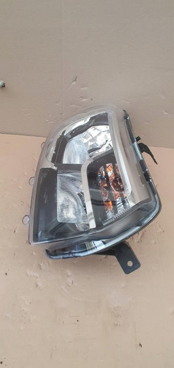 Frontscheinwerfer Renault Sandero II 260100437R Rechts Scheinwerfer Headlight SCH6611378900vv
