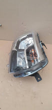 Load image into Gallery viewer, Frontscheinwerfer Renault Sandero II 260100437R Rechts Scheinwerfer Headlight SCH6611378900vv