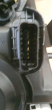 Load image into Gallery viewer, Frontscheinwerfer Renault Sandero II 260100437R Rechts Scheinwerfer Headlight SCH6611378900vv