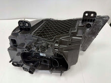 Laden Sie das Bild in den Galerie-Viewer, Frontscheinwerfer Man 10660140340 Rechts Scheinwerfer Headlight SCH6624237727qq
