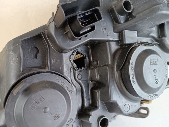 Frontscheinwerfer Peugeot 208 9802221280 Rechts Scheinwerfer Headlight SCH6625509658la