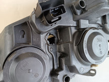 Laden Sie das Bild in den Galerie-Viewer, Frontscheinwerfer Peugeot 208 9802221280 Rechts Scheinwerfer Headlight SCH6625509658la