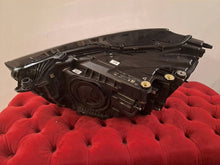 Laden Sie das Bild in den Galerie-Viewer, Frontscheinwerfer Audi Q3 L090025 11016720000 83A941036 Rechts Headlight SCH6633877618mk
