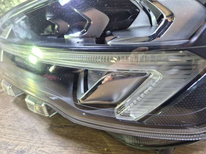 Frontscheinwerfer Ford Focus MX7B-13E015-ED Links Scheinwerfer Headlight SCH6635487429fp