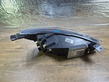 Load image into Gallery viewer, Frontscheinwerfer Ford Focus MX7B-13E015-ED Links Scheinwerfer Headlight SCH6635487429fp